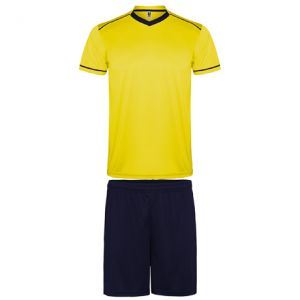 Conjunto Deportivo United Compuesto Por Camiseta Y Pantalón Conjunto Deportivo United Compuesto Por Camiseta Y Pantalón