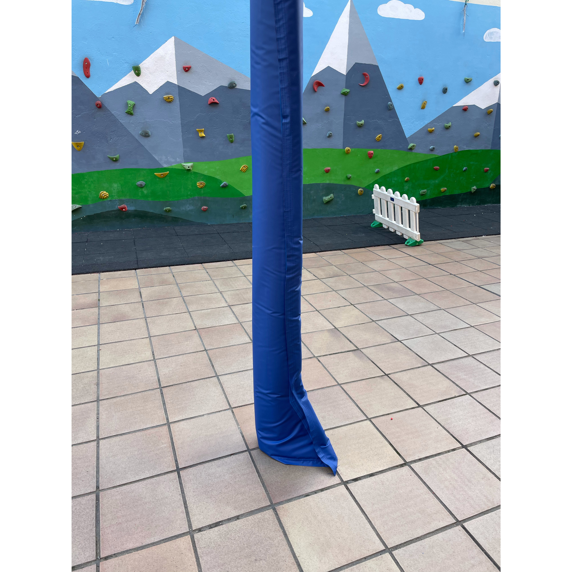 juego (2 unidades) proteccion postes canastas baloncesto deluxe 100×100 mm. 2