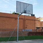 Juego 2 tirantes galvanizados canastas para atornillar al suelo - Imagen 2