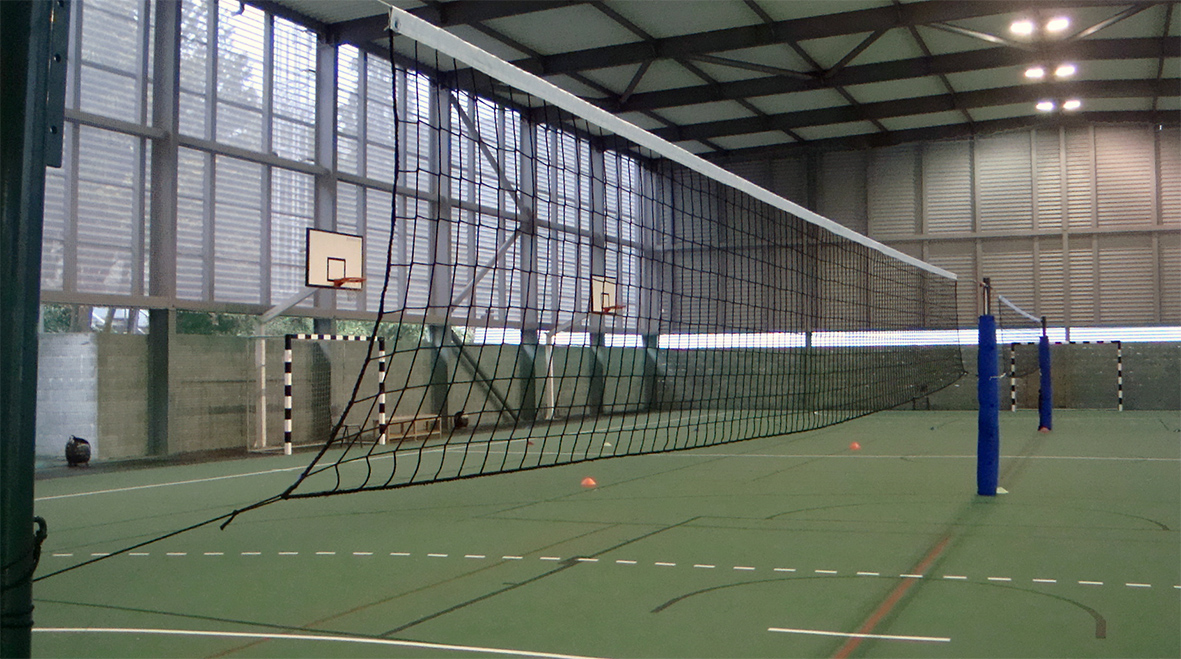 juego 3 postes voleibol, fijos, para pista doble juego 3 postes voleibol, fijos, para pista doble