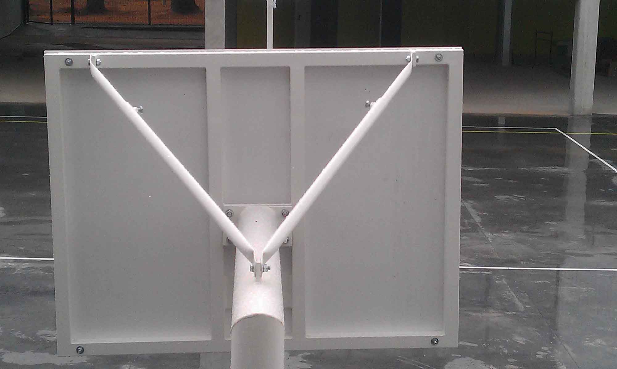 juego canastas baloncesto (2 unidades), fijas, monotubo 114 mm. (sin tableros, aros, redes) con base de anclaje 1