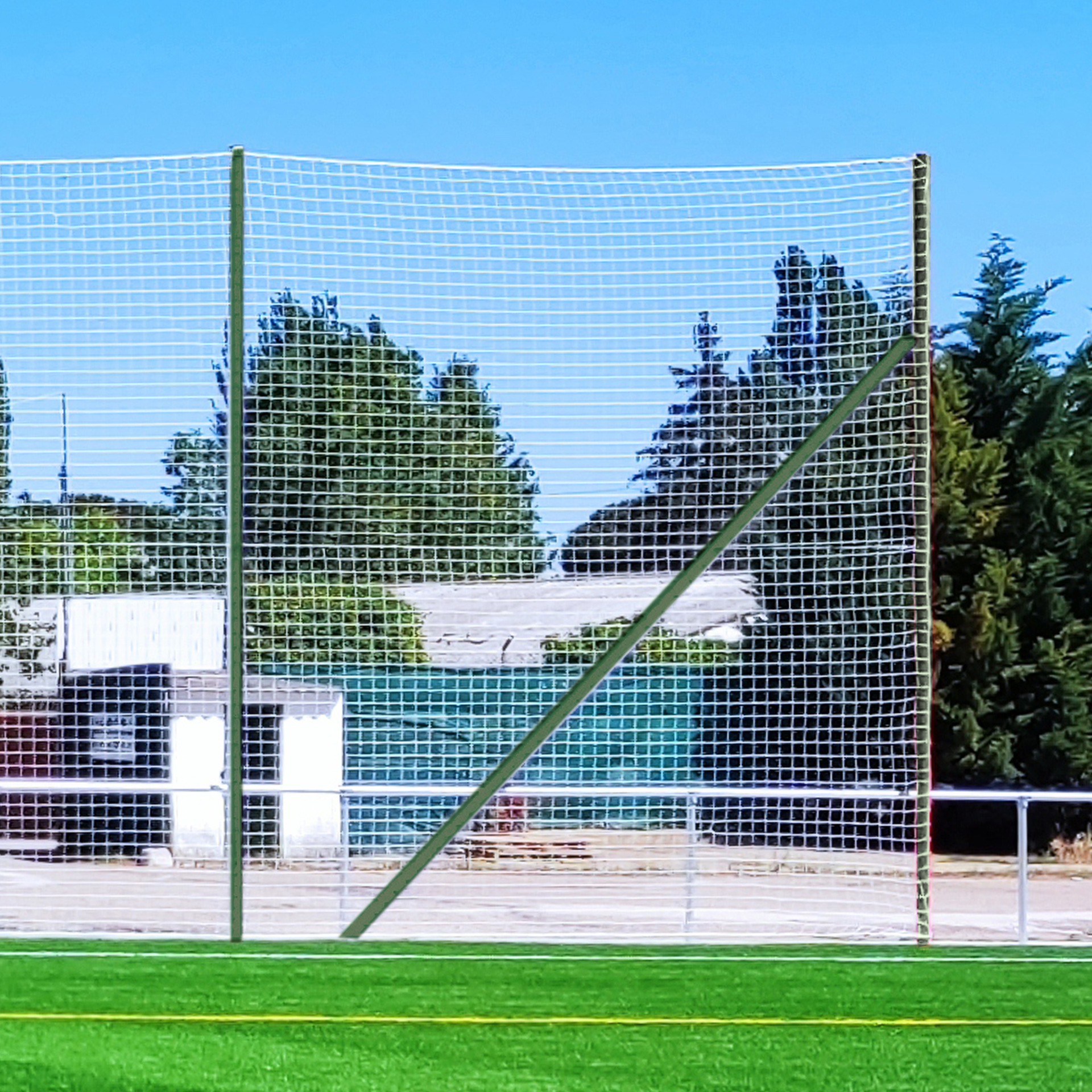 poste refuerzo metálico para red protección sin botes 1