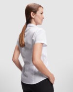 Camisa hostelería entallada mujer - Imagen 3