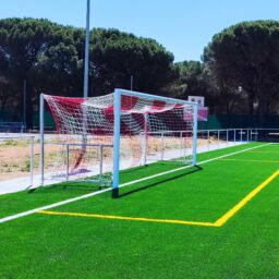 Juego Porterias Aluminio Futbol 7  90 Mm Abatibles Con Arquillos Galvanizados En Caliente