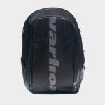 Vista frontal de la mochila de pádel Ambassador Varlion en color negro