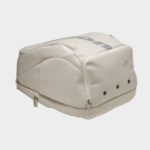 Compartimento inferior ventilado para zapatillas de la mochila de pádel Ambassador Varlion en blanco