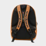 Espalda acolchada y tirantes regulables de la mochila de pádel Summum Varlion en naranja