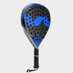 Vista frontal girada de la pala de pádel Varlion Bourne Cube Elbowcare W