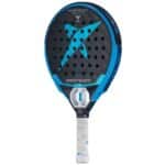 Pala de pádel Explorer Pro Attack Drop Shot con overgrip blanco, vista frontal