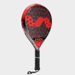 Cara con agujeros en rojo de la pala de pádel LW Cube Elbowcare S Varlion