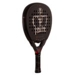 Pala de pádel Vanquish de Black Crown girada hacia la izquierda, cara perforada con corona