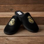 Zapatillas de Casa Real Madrid Oficiales Negro - Suela Pegada - Imagen 3